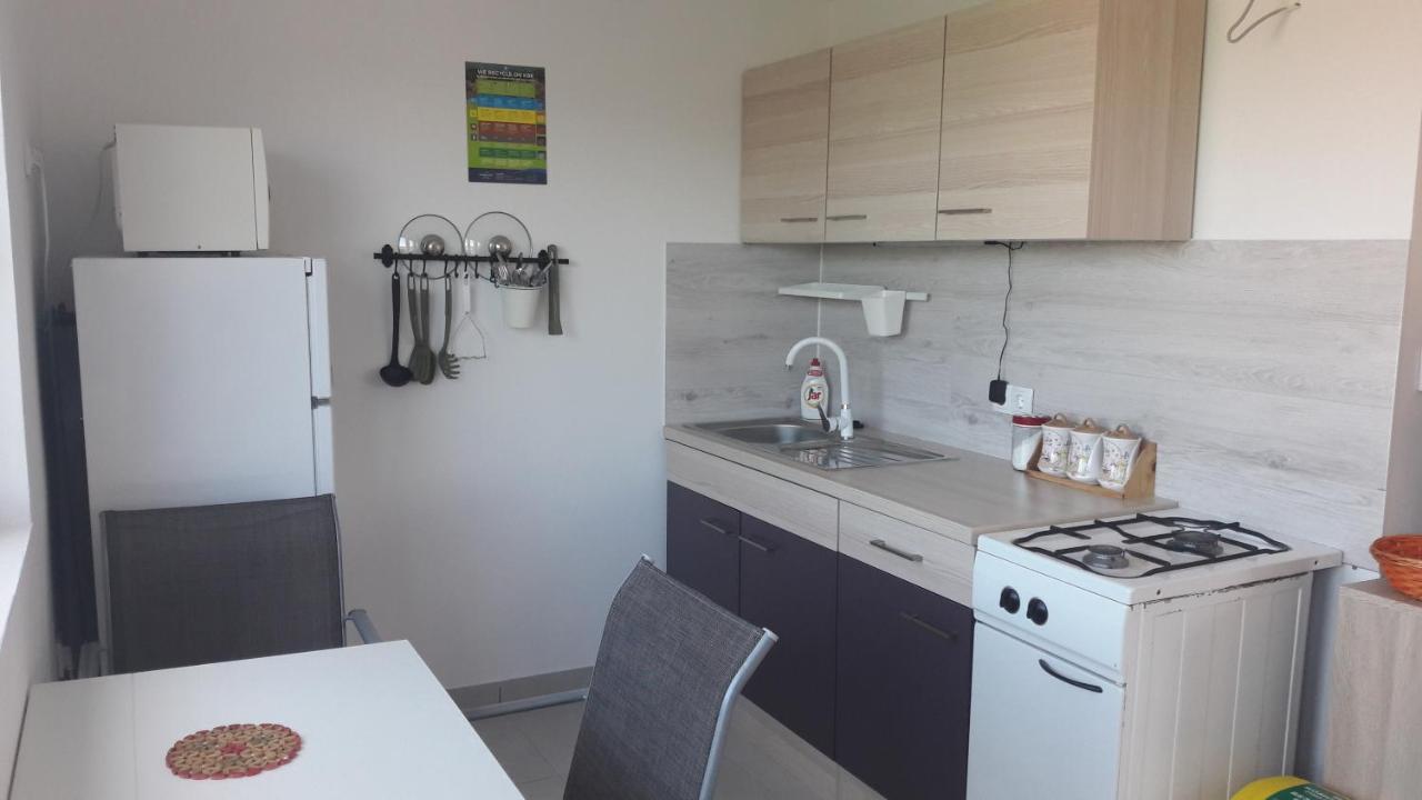 Apartment- Family Studio Malinska Eksteriør billede